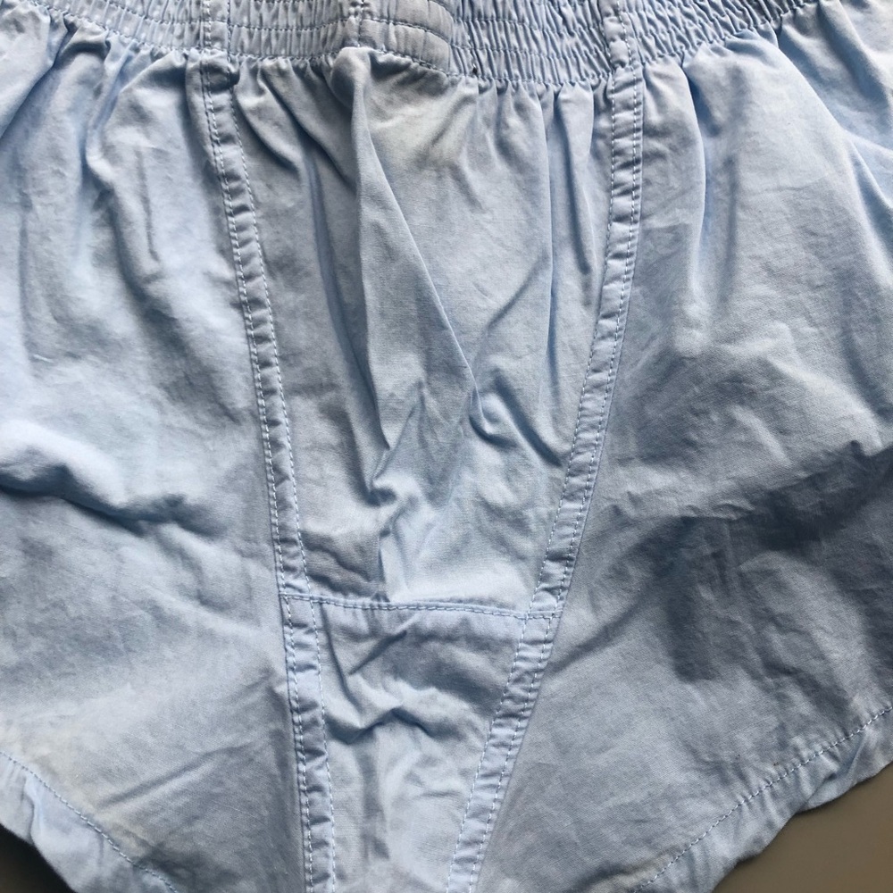 NWOT Women's Blue and Yellow Pajama Short Set - Picture 8 of 10